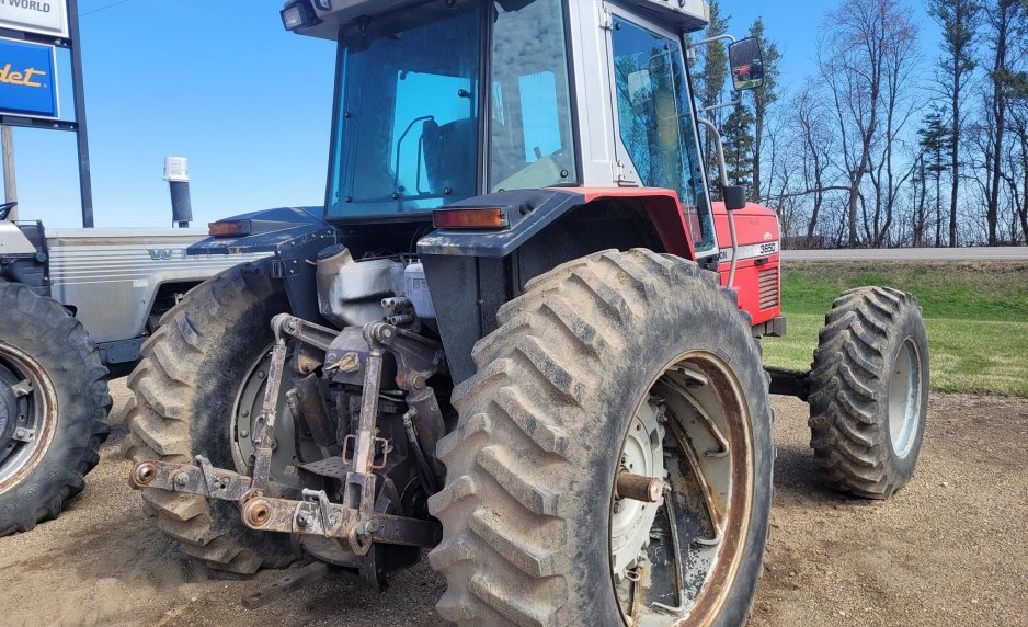 1987 MASSEY FERGUSON 3650 1194