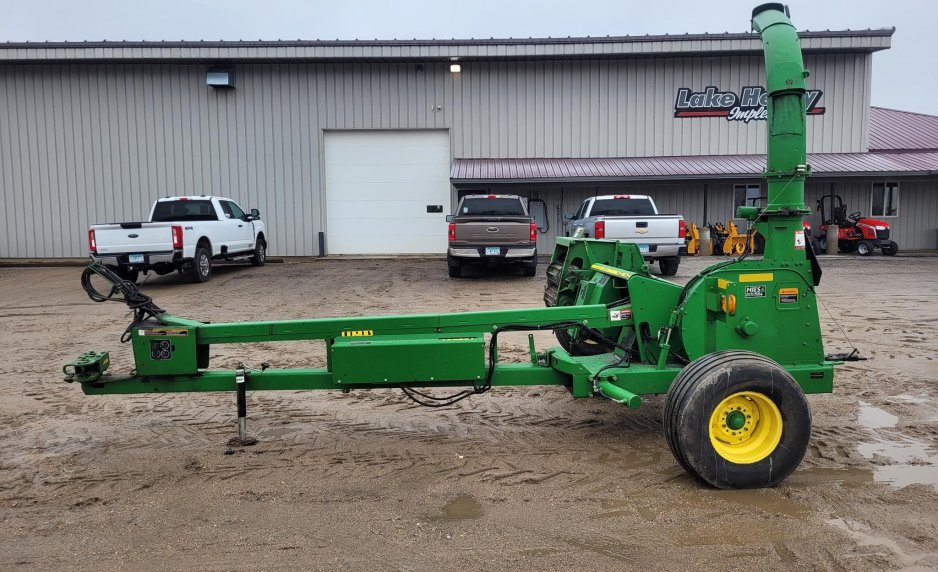 2005 JOHN DEERE 3975 TF003