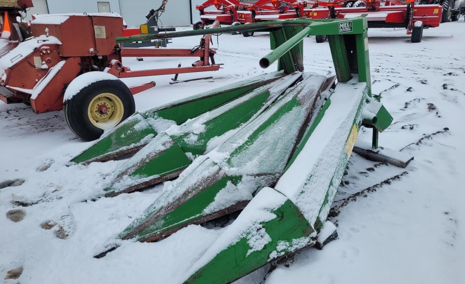 2005 JOHN DEERE 3975 TF003
