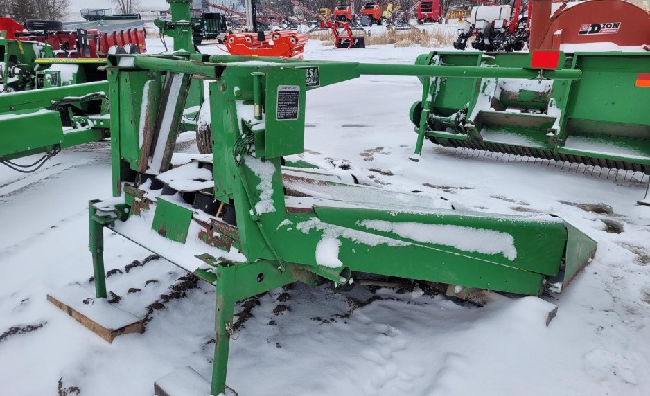 2005 JOHN DEERE 3975 TF003