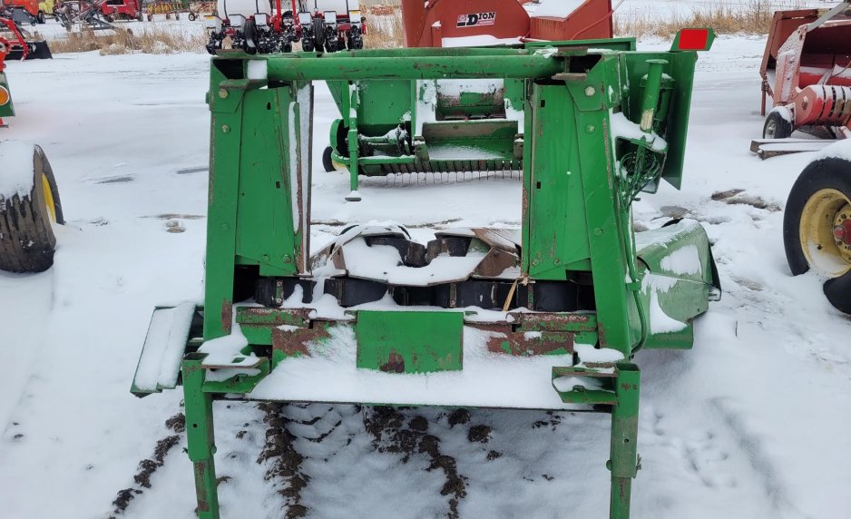 2005 JOHN DEERE 3975 TF003