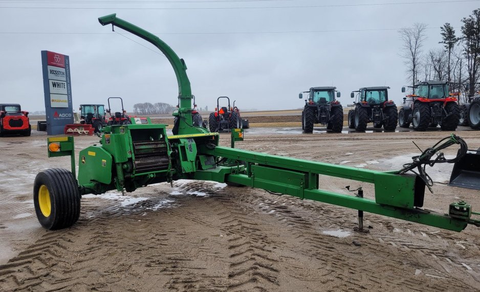 2005 JOHN DEERE 3975 TF003