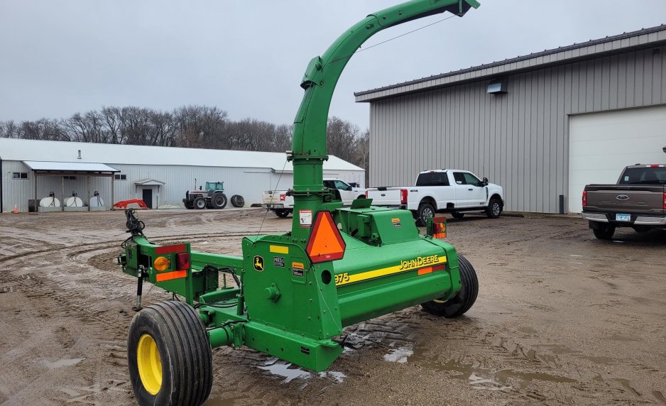 2005 JOHN DEERE 3975 TF003