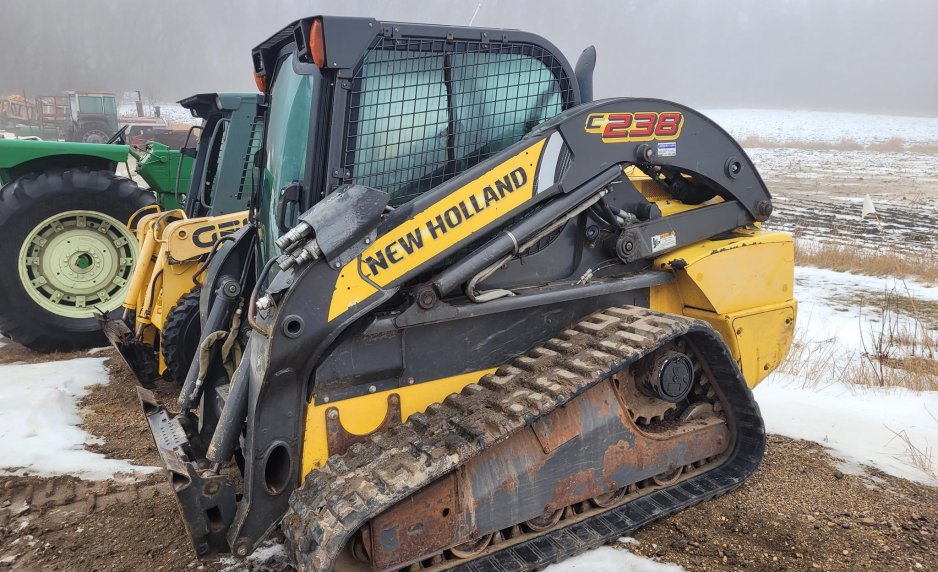 2012 NEW HOLLAND C238 B420