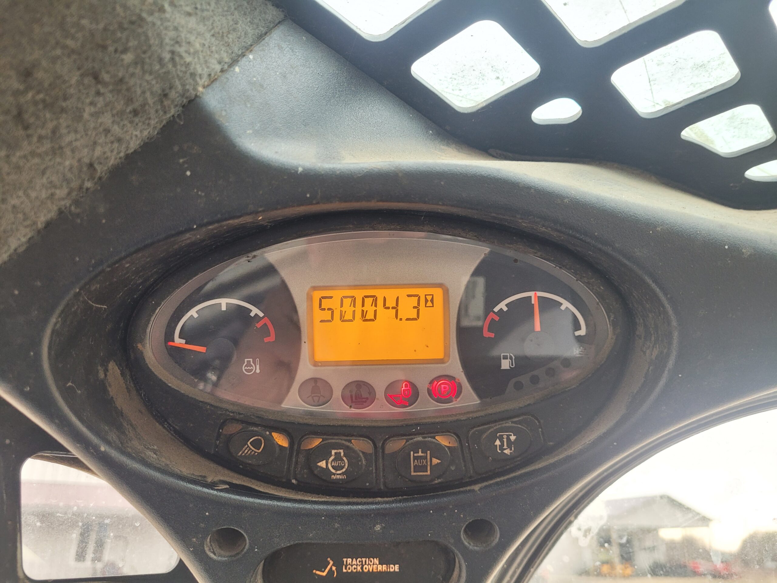 2015 Bobcat S 590 Skid Loader