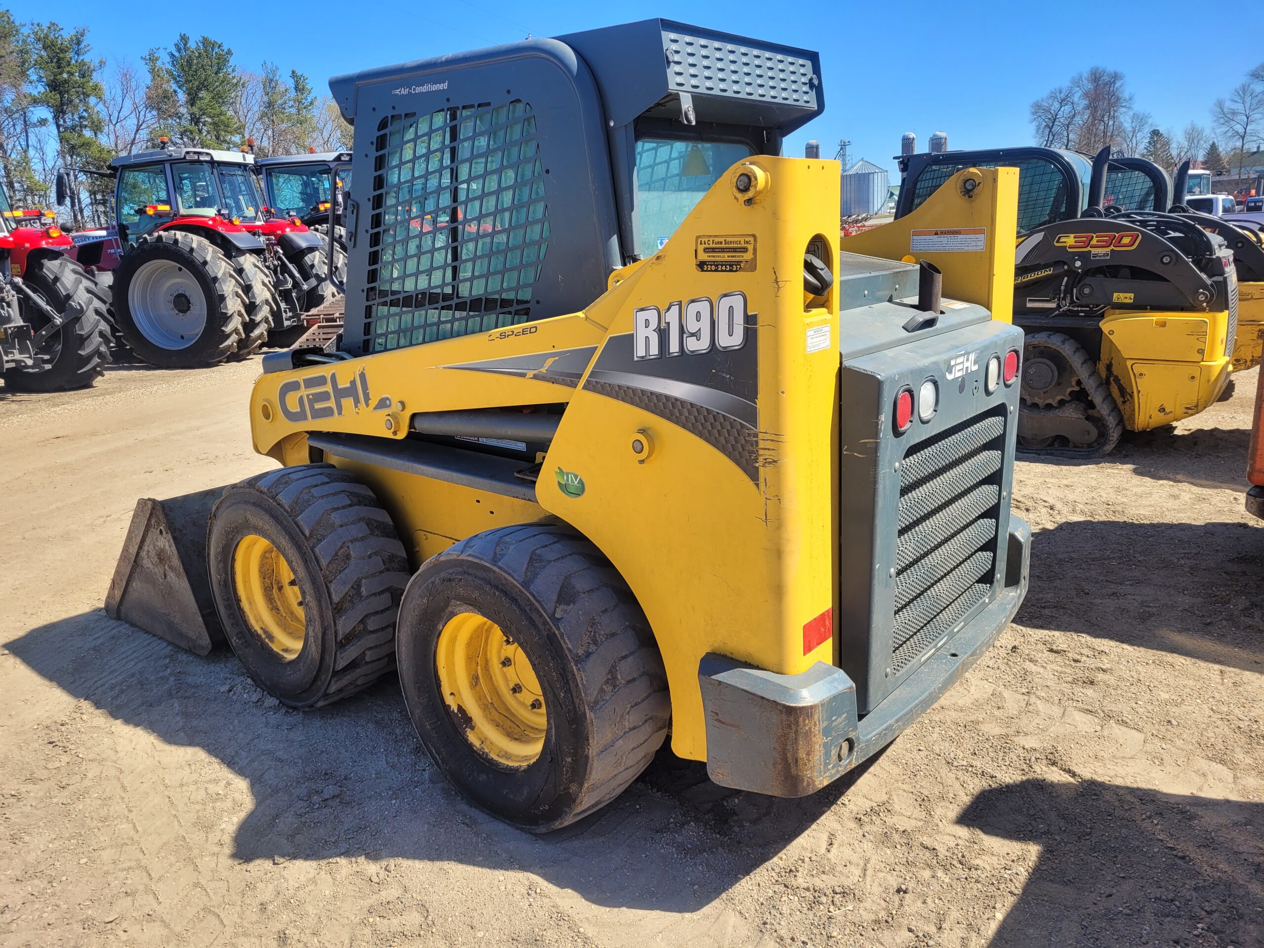 2017 Gehl R190 Skid loader