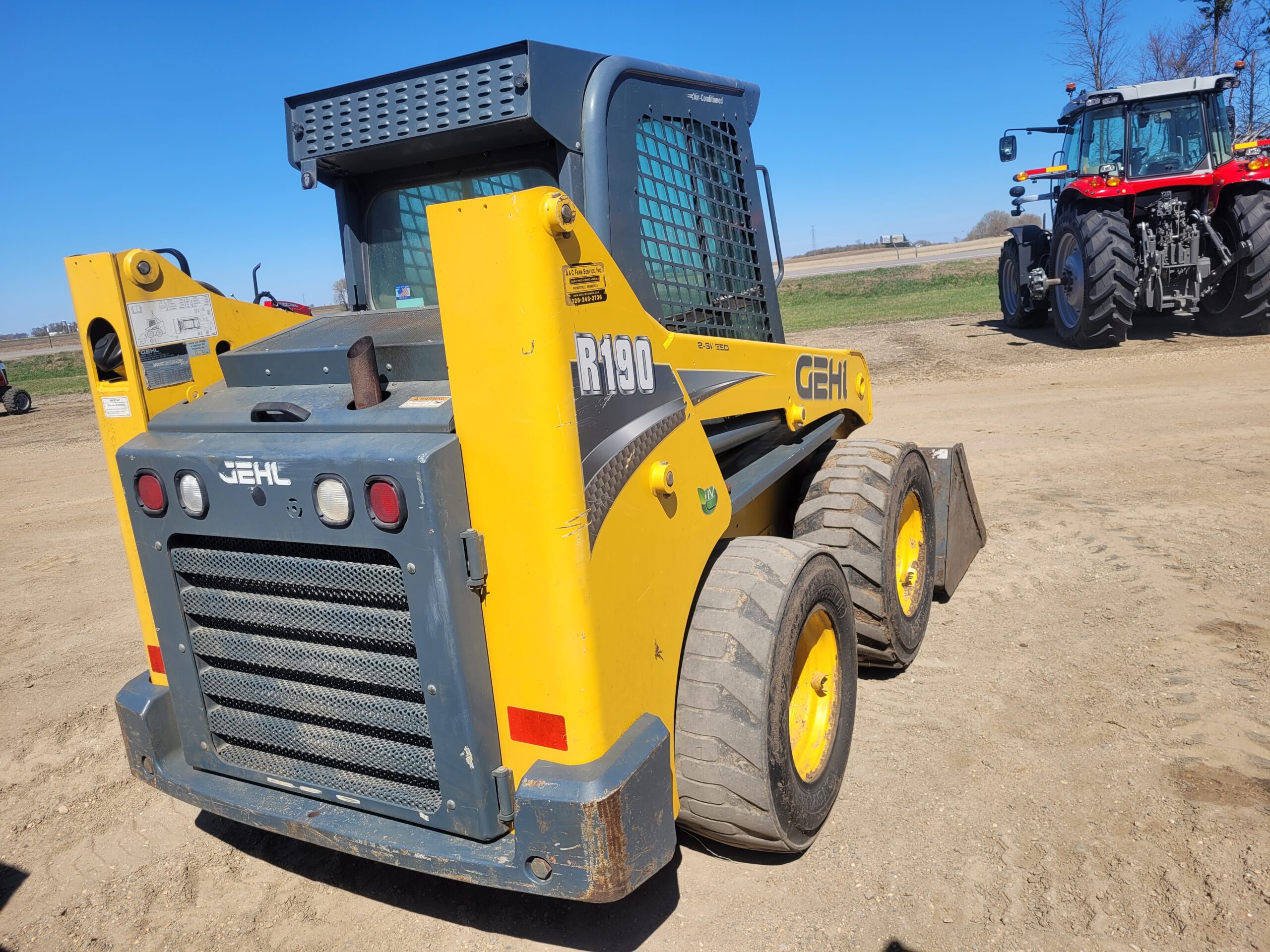 2017 Gehl R190 Skid loader