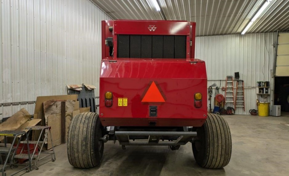 2022 MASSEY FERGUSON 2946 TDH001