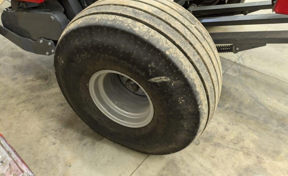 2022 MASSEY FERGUSON 2946 TDH001