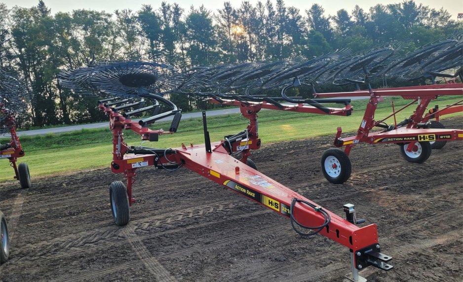2023 H & S AR3210 NE716