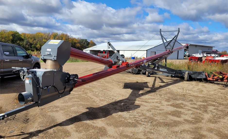 2023 HARVEST BY MERIDIAN 1065 NF741