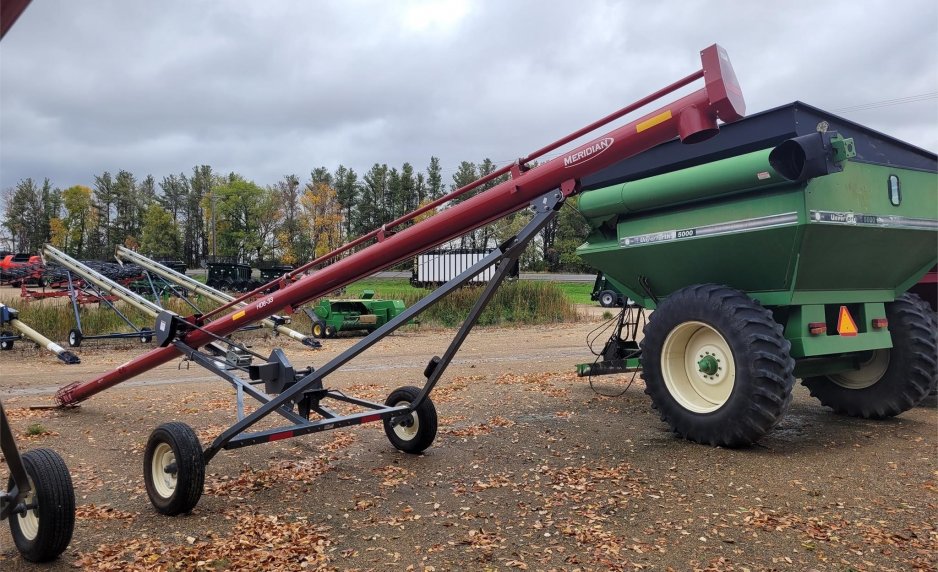 2023 MERIDIAN HD8-33 NF737