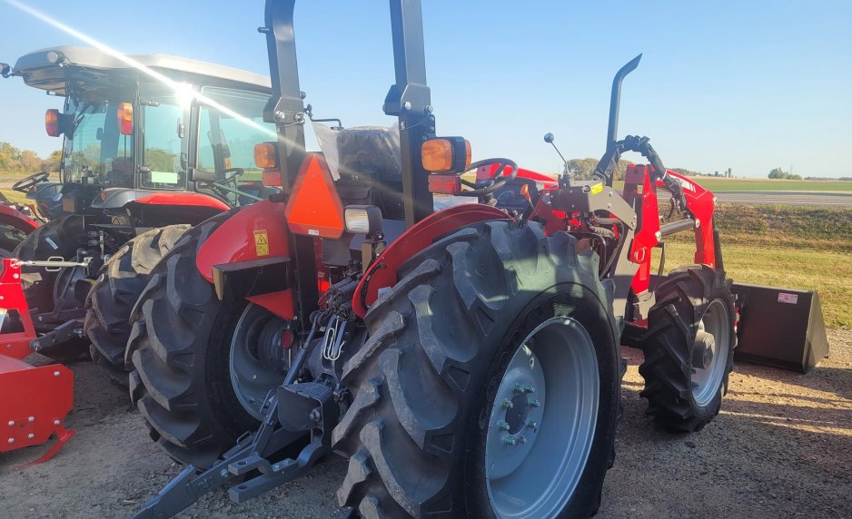 2024 MASSEY FERGUSON 2607H NA563