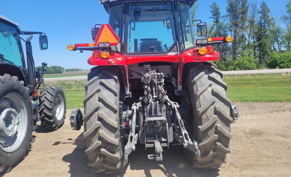 2024 MASSEY FERGUSON 6S.155 NA562