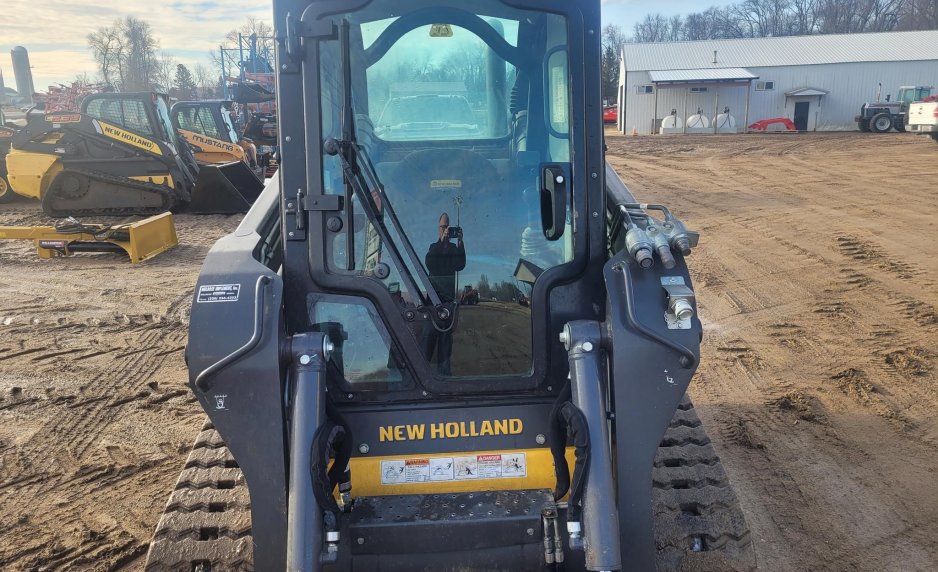 2024 New Holland C330