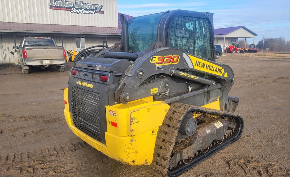 2024 New Holland C330
