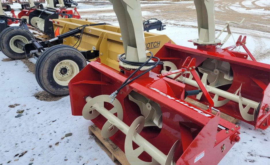 2024 Snow Blower FARM KING Y600 NF710J