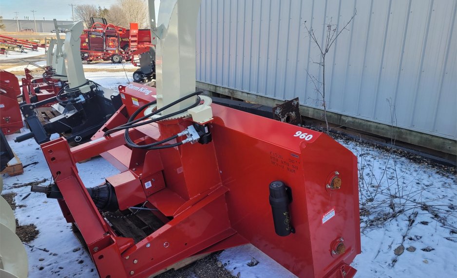 2024 Snow Blower FARM KING Y960Q NF710Q