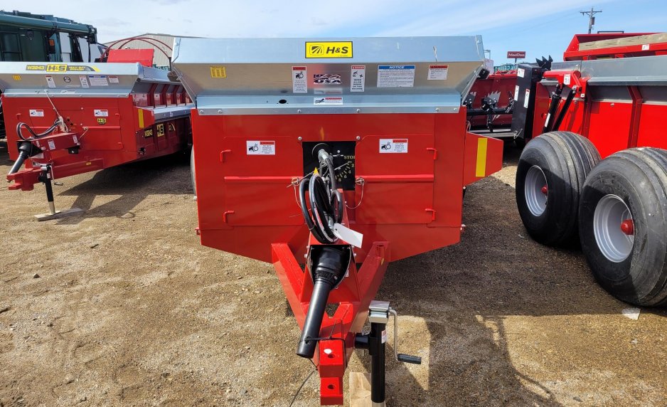 2025 H & S SW3243 1054