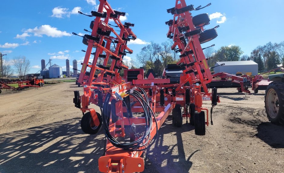 2025 KUHN KRAUSE 5635-30 1097