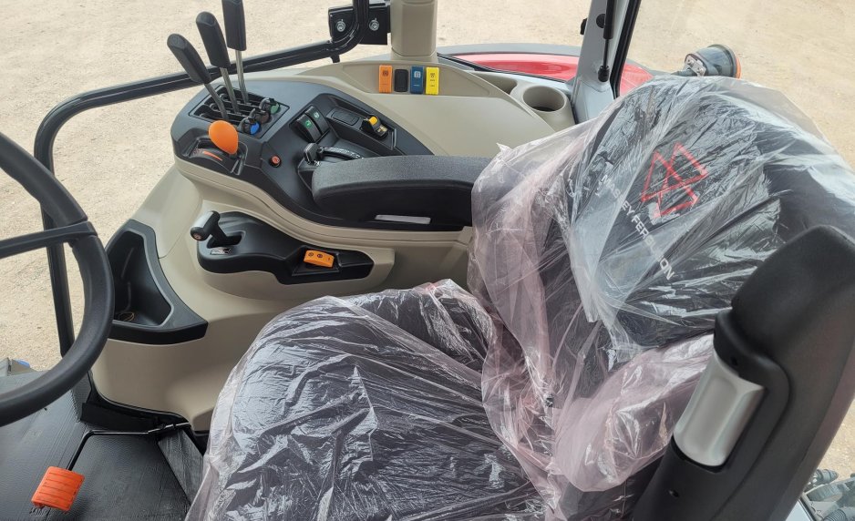 2025 MASSEY FERGUSON 5M.145 1505