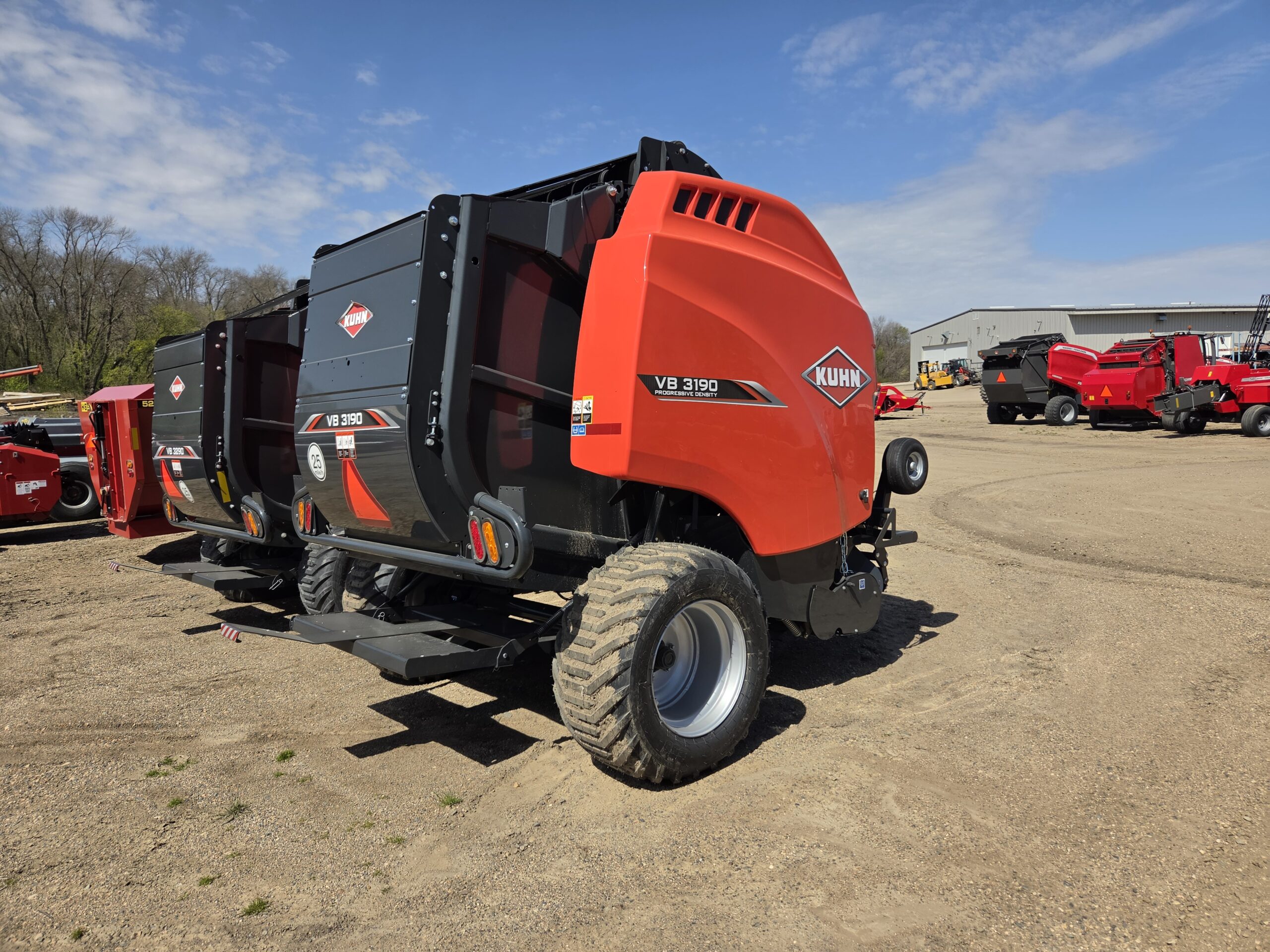 2025 Kuhn VB3190 Round Baler 1828