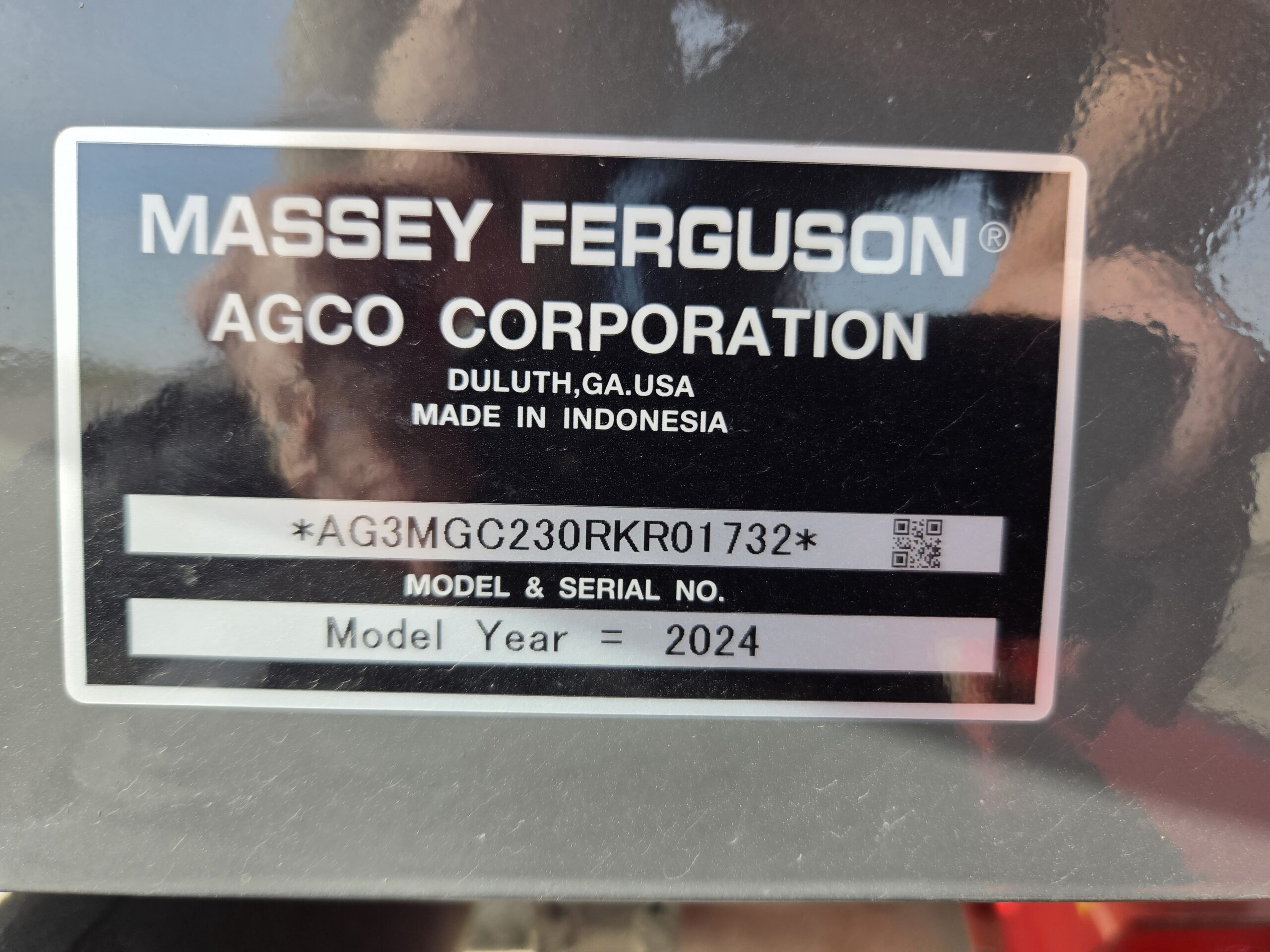 2024 Massey Ferguson GC1723E