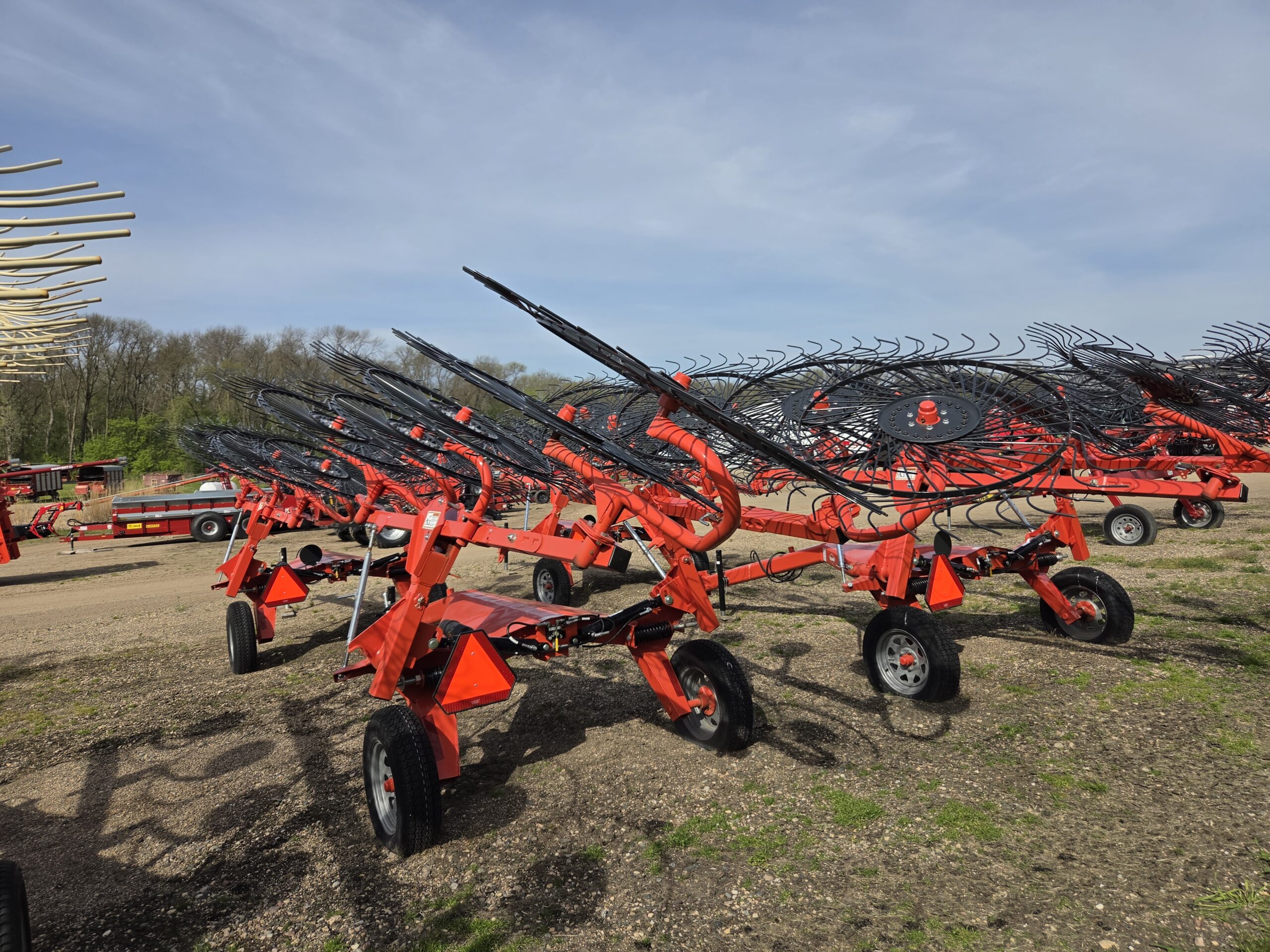2025 Kuhn SR110 GII Rake NE751