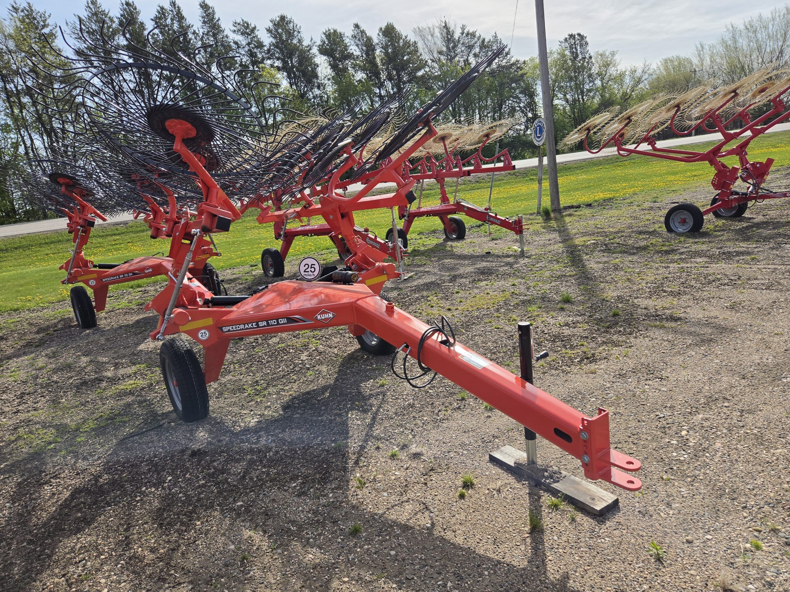 2025 Kuhn SR110 GII Rake NE751