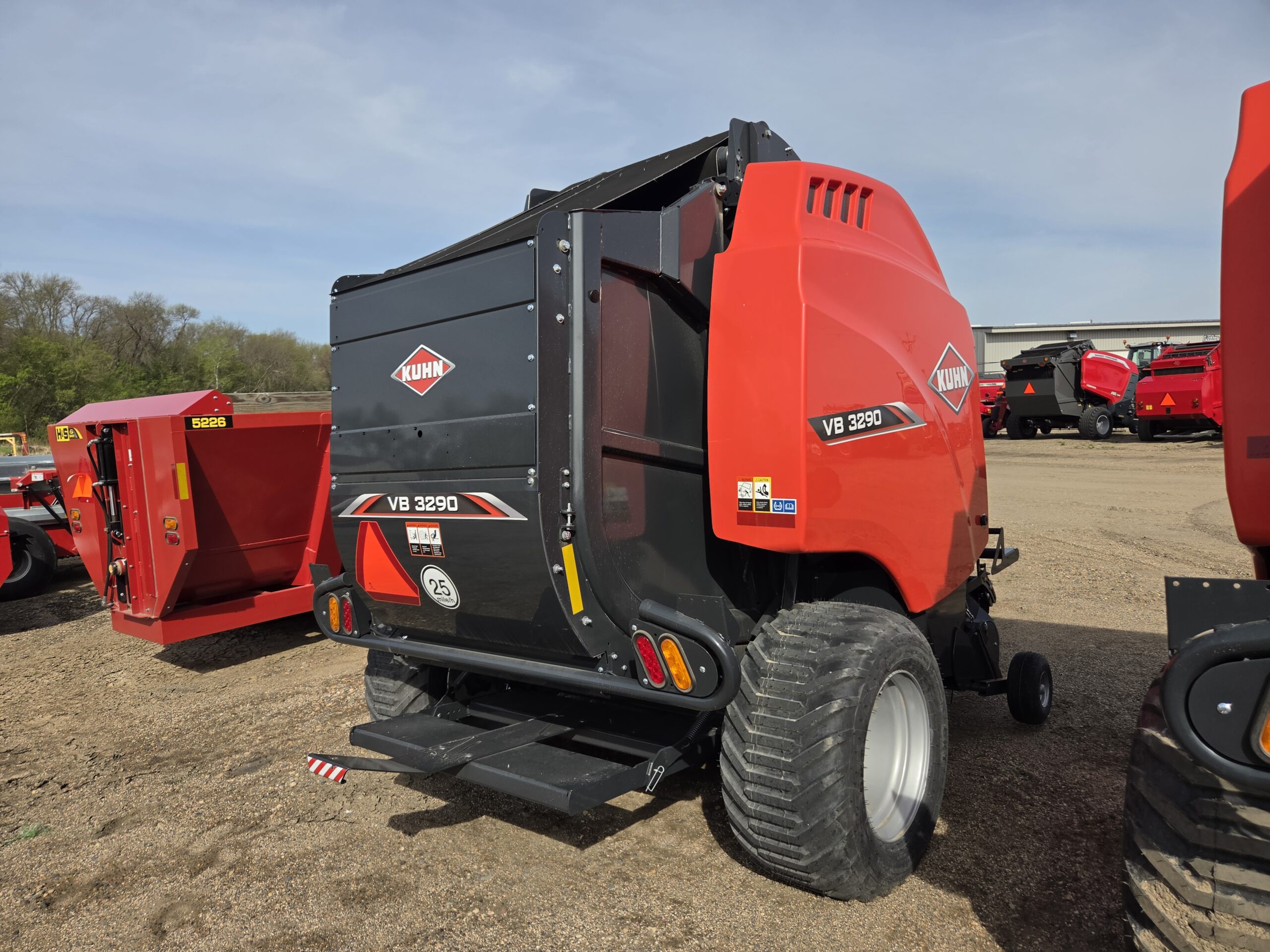 2025 Kuhn VB3290 Round Baler 1096