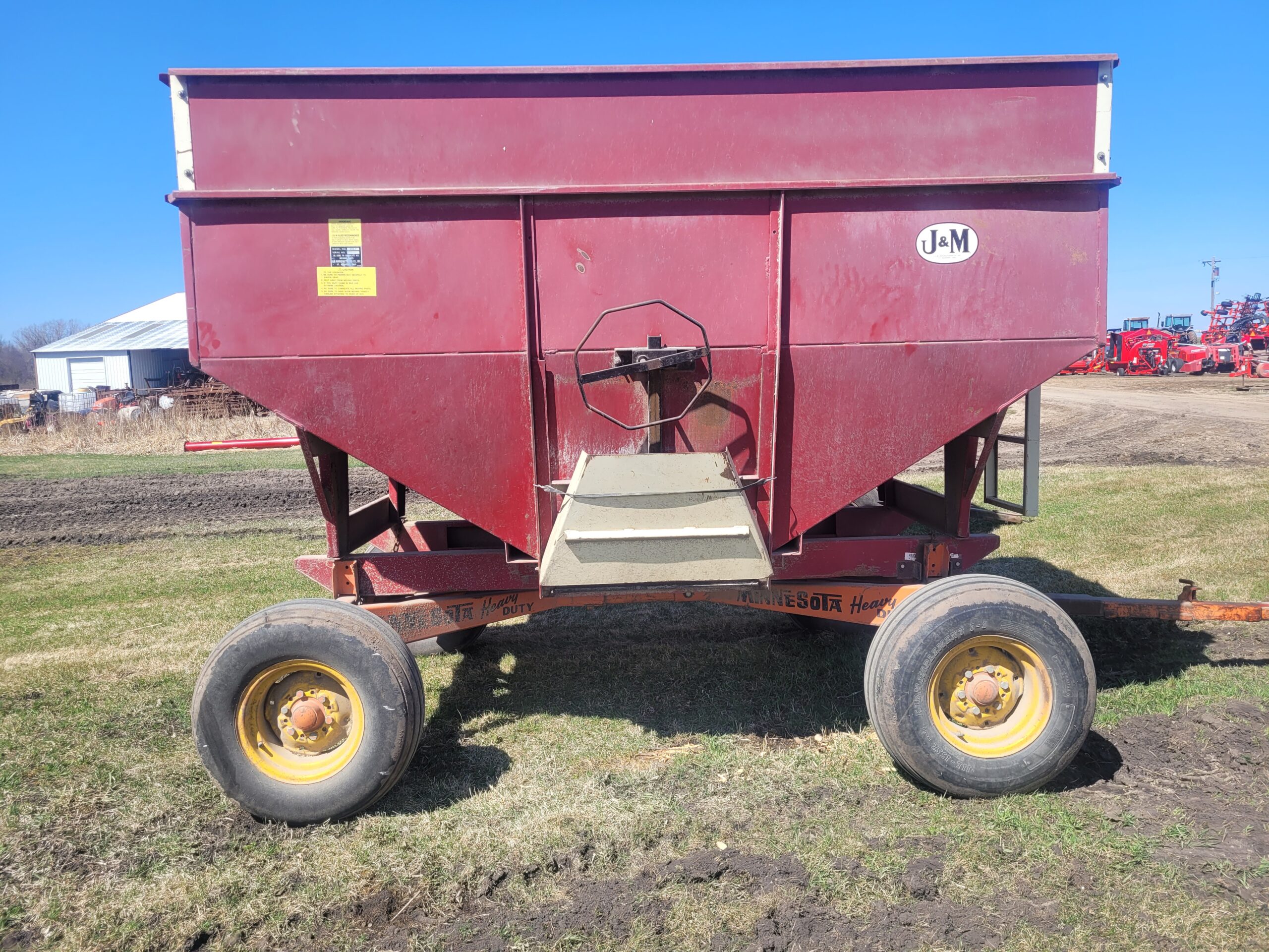 J&M 250-7 Gravity Box