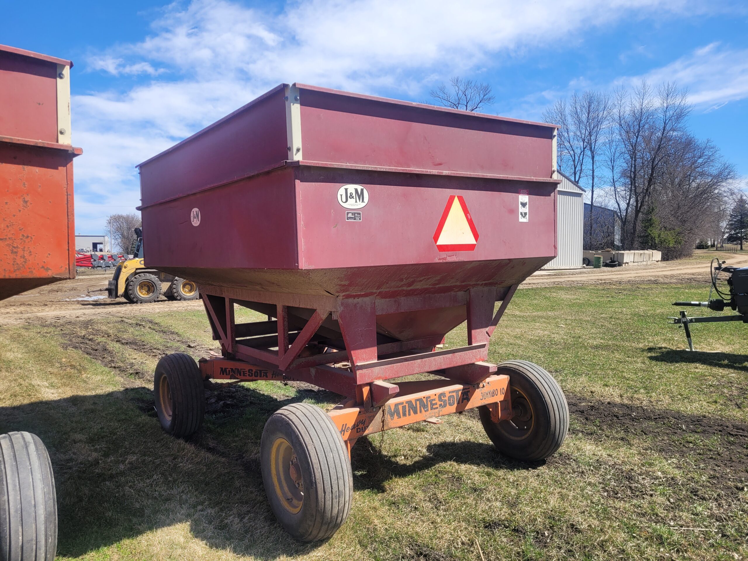 J&M 250-7 Gravity Box